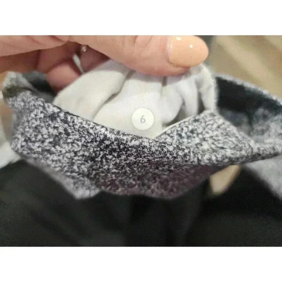 Lululemon Leggings Womens Size 6 Black And White - Picture 2 of 7